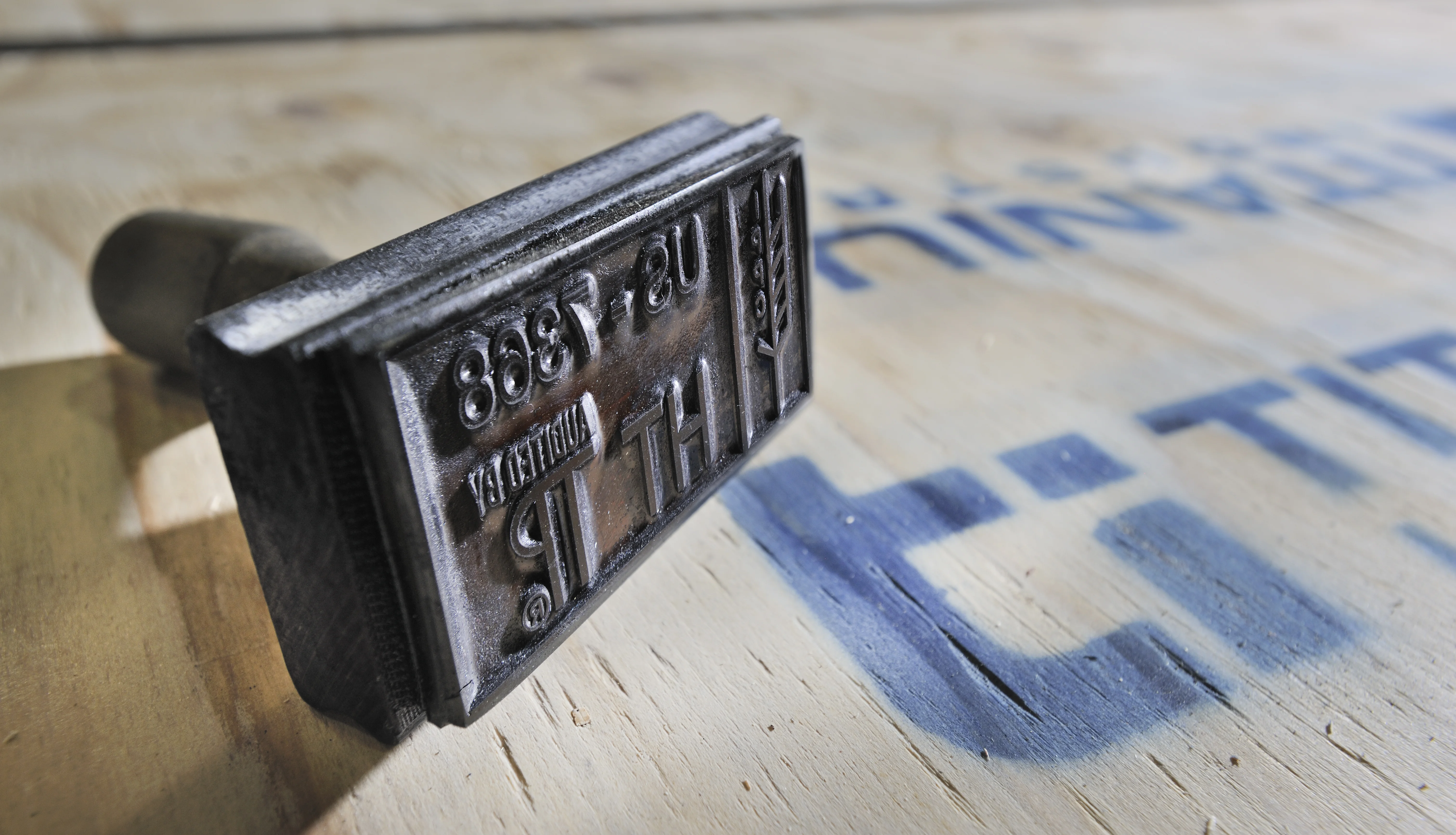 金刚（KINGkong）游戏官方网站 Titanium Industries Quality